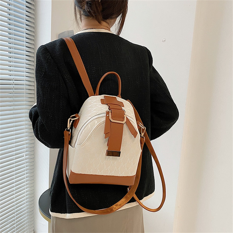 Phoebe - Stylish backpack with geometric pattern