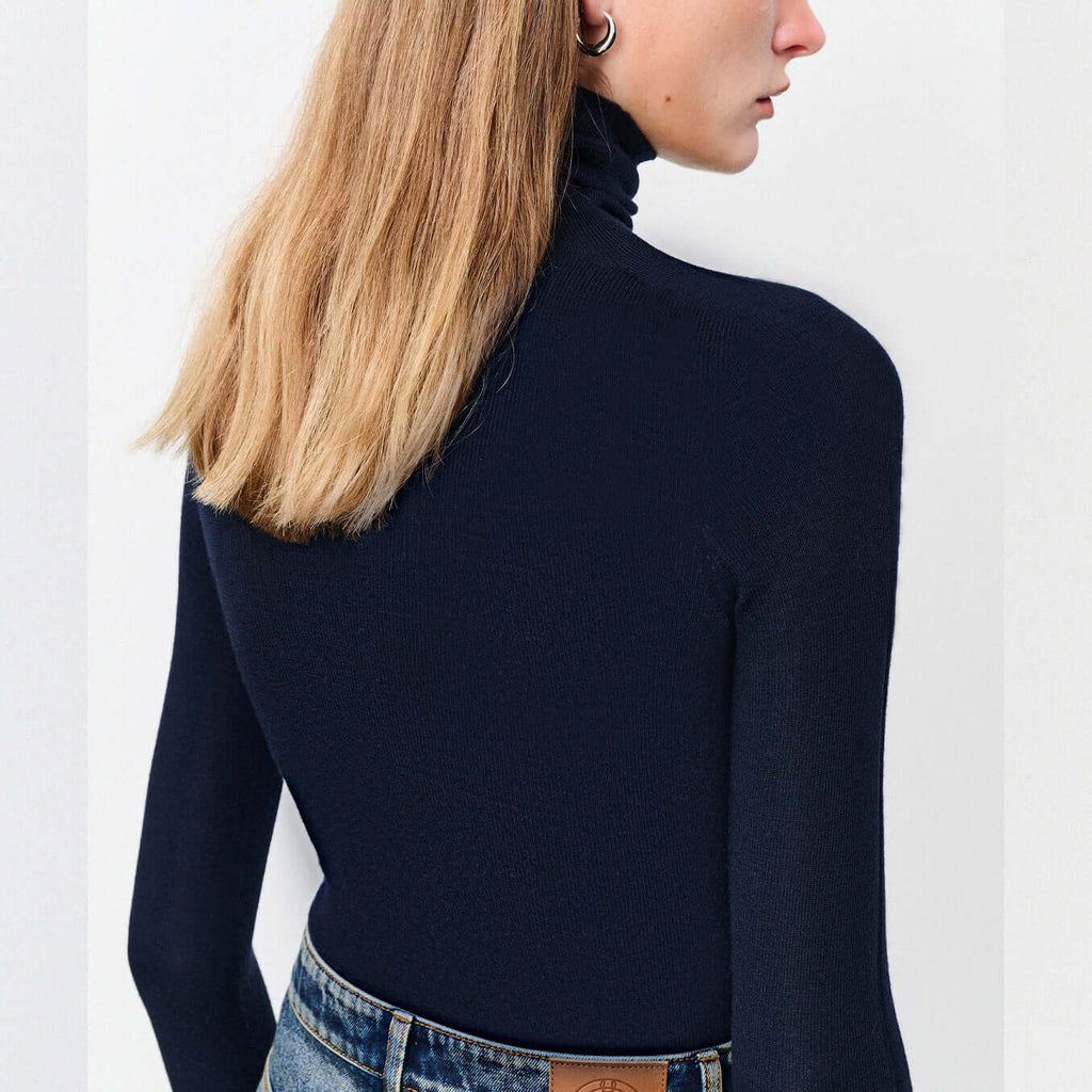 Plain-coloured long-sleeved knitted top with high neckline-DESTINY