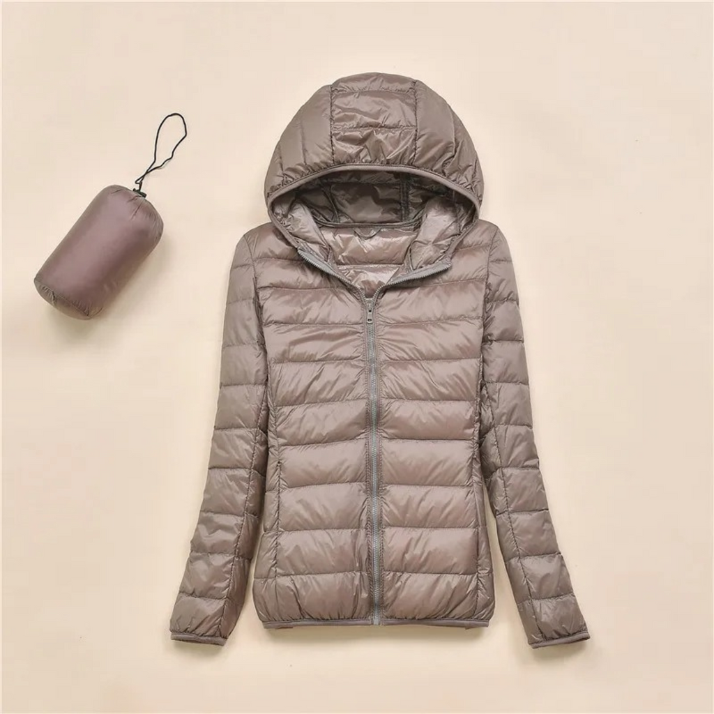 Quilted oversized women's parka with hood for spring and summer - Trendy fashion for any season - Lightweight and breathable material-DESTINY