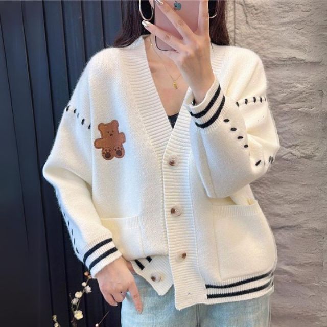 Chic cardigan with contrasting details-DESTINY