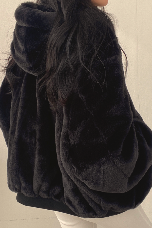 Zorana - Trendy fashion for any season-DESTINY