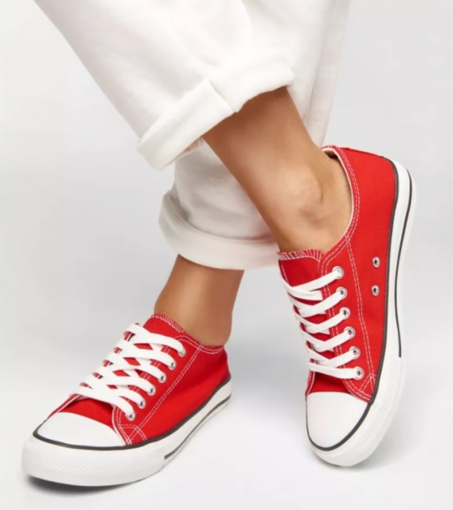 Stylish and breathable trainers-DESTINY