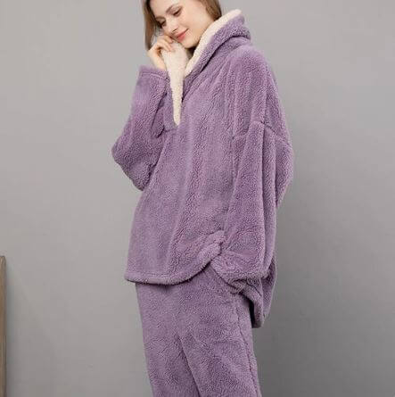 Pyjama set made of fluffy fleece for the night-DESTINY