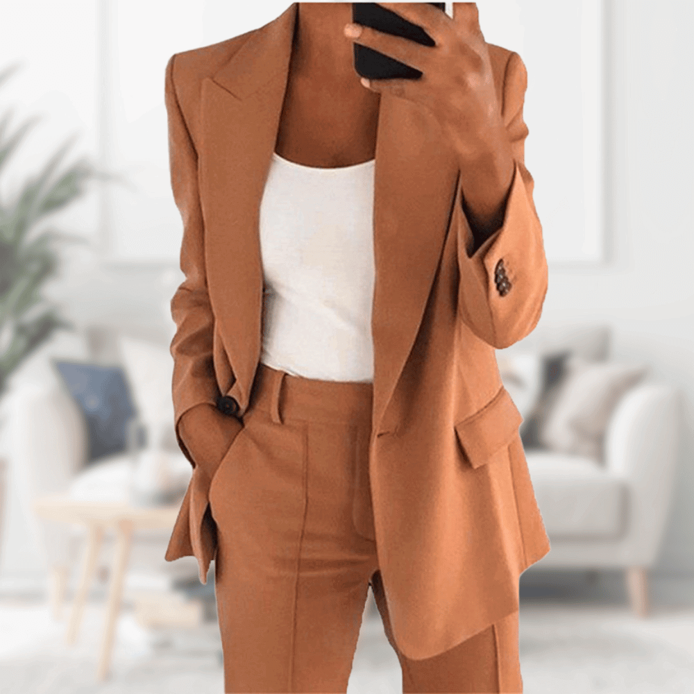 The elegant and high-quality suit-DESTINY