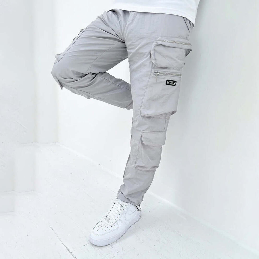 Theo - Classic cargo trousers for men-DESTINY