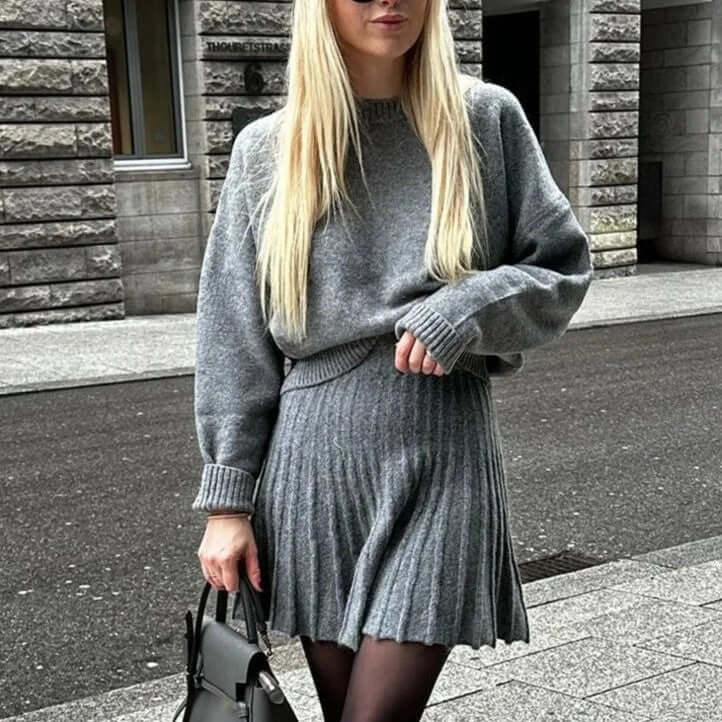 Sophia - Ribbed turtleneck jumper with crop cut and pleated skirt set-DESTINY