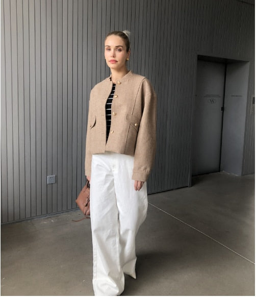 Wool tops - Women's short jacket: a new model for modern women-DESTINY