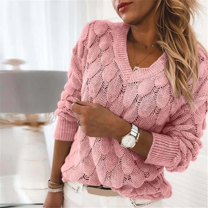 Knitted jumper with V-neck-DESTINY